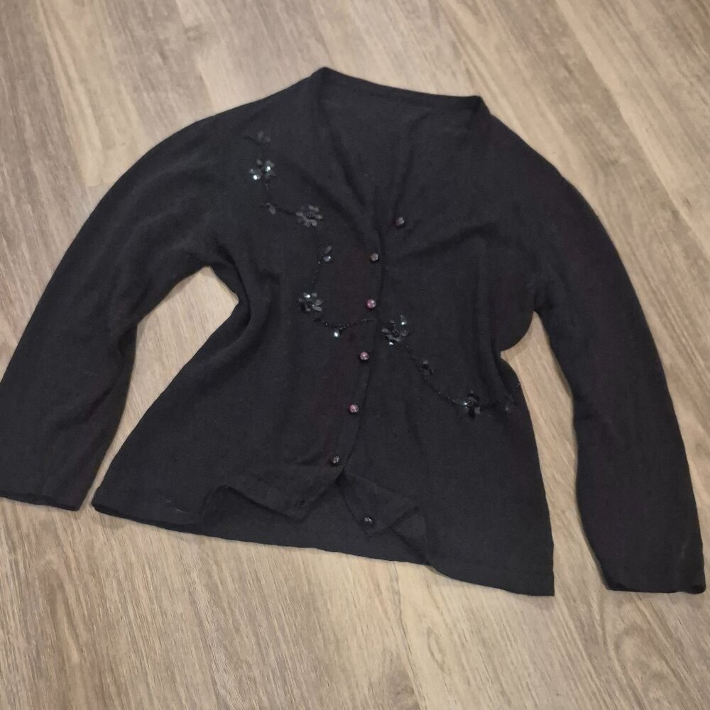 NYBASED Vintage Beaded Sweater